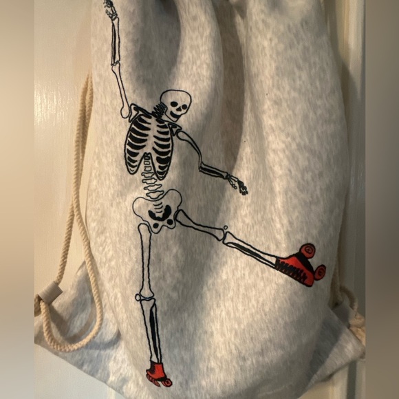 Terrytown Skeleton Print Drawstring Backpack - Picture 2 of 4